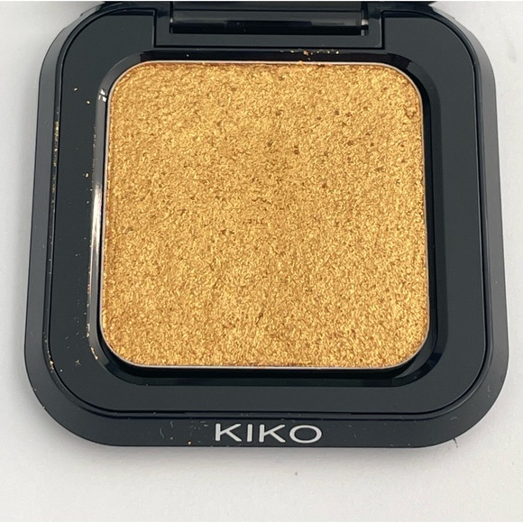 Kiko Milano • Magnetic Impact Eyeshadow • Gold / 05 - Picture 7 of 9